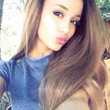 Hey im ariana
My son: @CutiePieDavidG he is adorable and he is the best @JustinB_faker is my smart ass