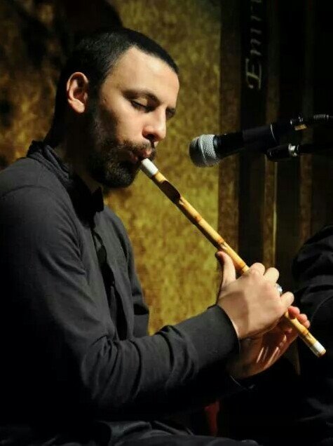 Neyzen🎶, Ney hocası, Besteci, Üsküdarlı🇹🇷  Beşiktaşlı🦅...   Hayat ; ölümün şerefine yazılmış bir kasideden başka bir şey değildir🌹...