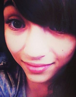 Got Bored So I Made A Twitter♥  Bands♥   Darling, You'll Be Okay ♥ KellinQuinn♥ AndySixx♥VicFuentes ♥RonnieRadke♥ I Have An Amazing Boyfriend♡Adrian♡