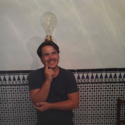 La persona que te dedica un segundo de su vida te esta dando algo que jamás volverá a recuperar.