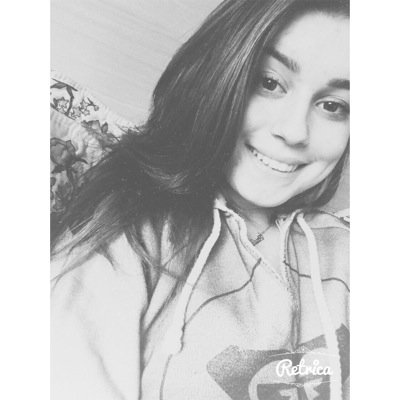 ''Você quer um amor que te consome. Quer paixão. E aventura. Até mesmo um pouquinho de perigo.''