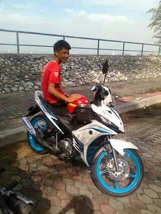 Ewan 15 Klang . Mention For Follow Back ツ