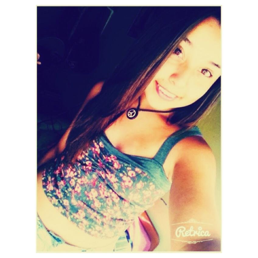 Hello my name is Barbara.
I'm from Antofagasta, Chile
I'ma Belieber nearly five years, is the love of my life.