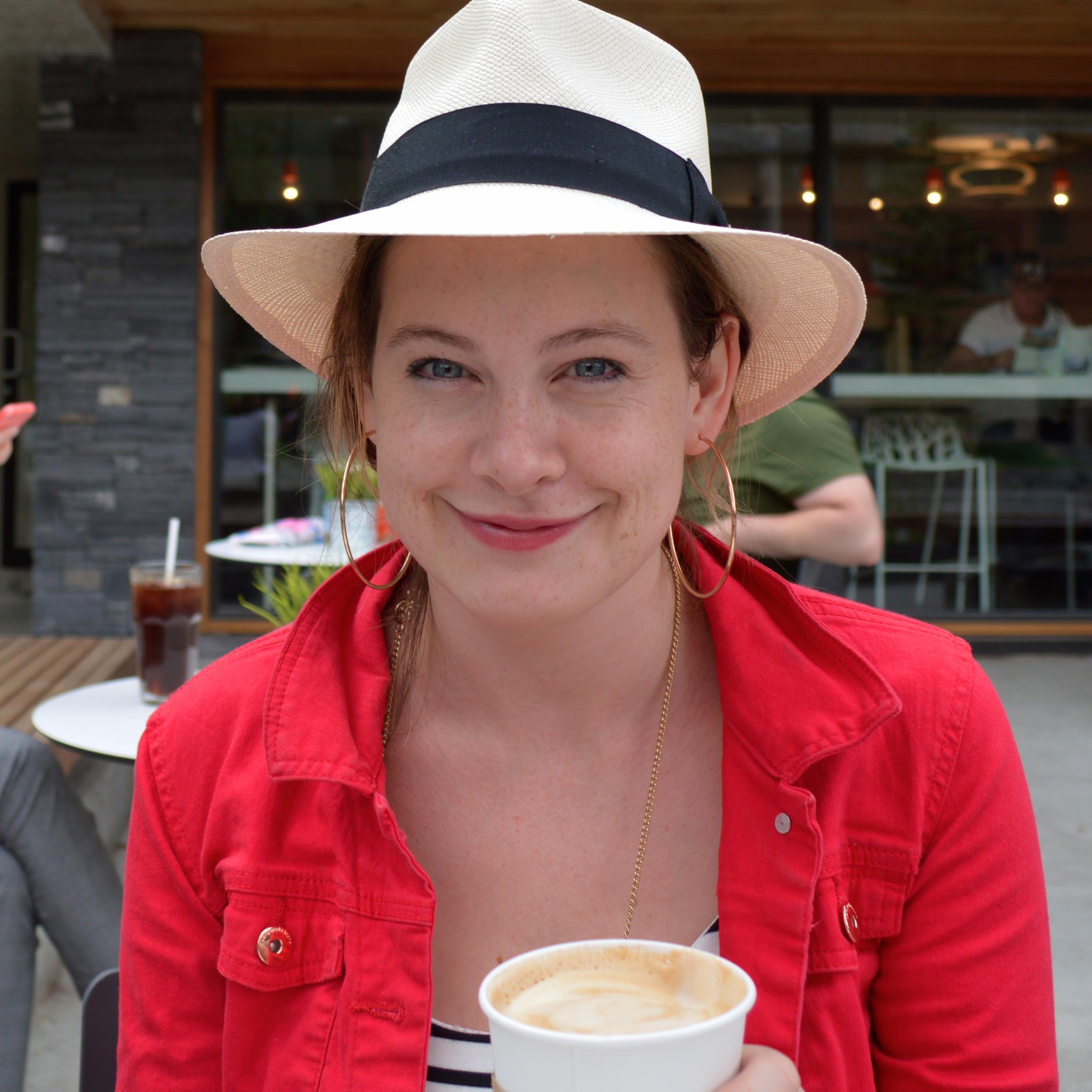 Future Helen Gurley Brown.  User Interaction Interpreter, Community Builder, and Storyteller – with a passion for the arts & culture.