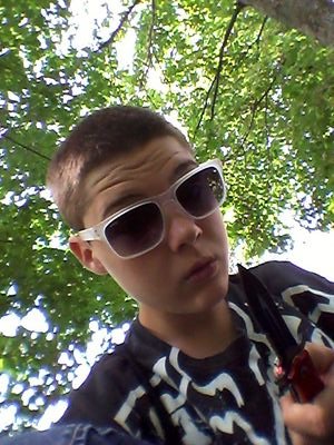 420blaz3it's profile picture. $GET$MON3Y$