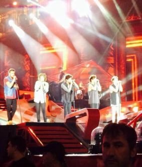 Keep Suport 5/5 ♥ New Fanbase!Help promote thanks:) OPEN FOLLBACK TILL 100 :)