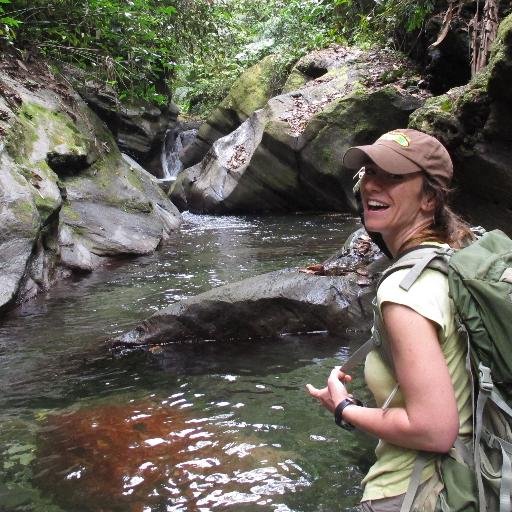 Stream Frolicker | Bug Enthusiast | Hippo Poo Collector | Postdoc @yale_eeb | she/her | 🦛🌊🐟🦟🐛