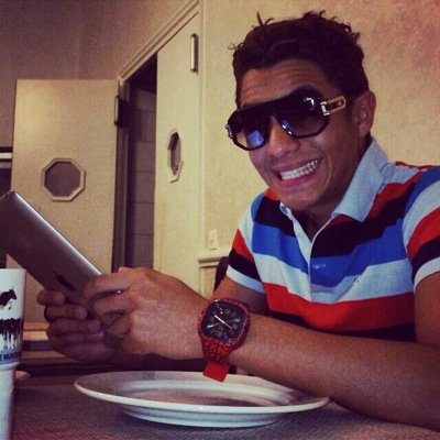 Instagram : seghirsam Facebook : samy seghir. jeune acteur de 19 ans Algerien d'Aubervilliers , Amoureux de sa maman et du foot. Compte perso.