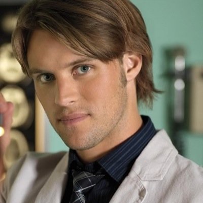 You know how I got interested in medicine? When my mother drank, she couldn't handle me, so she locked me in my father's study. || RP MV House