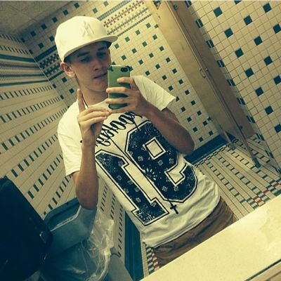 Young Hustle Nation, SMG, Haters make me If you have a shot take it Follow I follow back Kik: sethfolk1 instagram: selfmadekidyhn