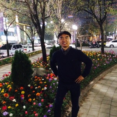 rohsik65's profile picture. 출판에 흥미를 느끼네요^^