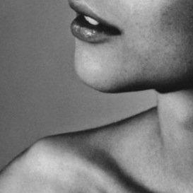 Bones are beauty. & empty is the best feeling.