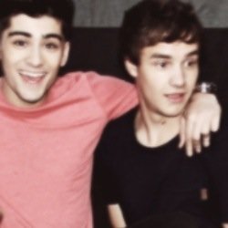 chocolateziams's profile picture. @zaynsthirls