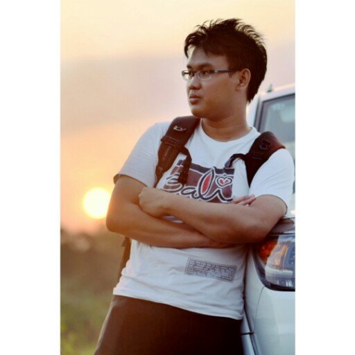 labora212's profile picture. 