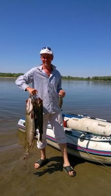 belka042's profile picture. В действительности всё не так, как на самом деле!