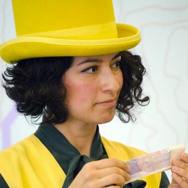 Speaker, performer, teacher mentor, education consultant, https://t.co/jFBnQD1IHd.
Lecturer at King's College London.
