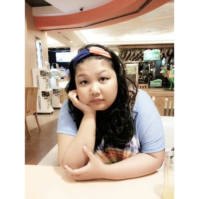 Positive, persistence, pray | Mom of beautiful daughter | i tweet a lot but i don't say much