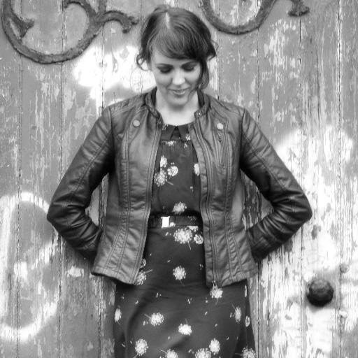 emeroflaherty's profile picture. Tinkler of piano, writer and performer of notes and words. Tenant of Madra Ernie. 
Opinions-mine alone. 
Bí cneasta | Be kind. #GaeilgeagusFáilte 
💛💙 💚❤️ 🐶