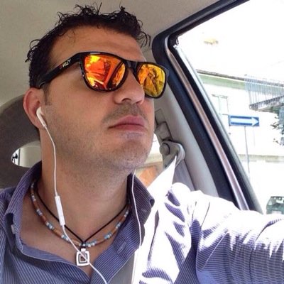 “non pretendiamo che le cosi cambino, se continuiamo a fare le stesse cose” A. Einstein