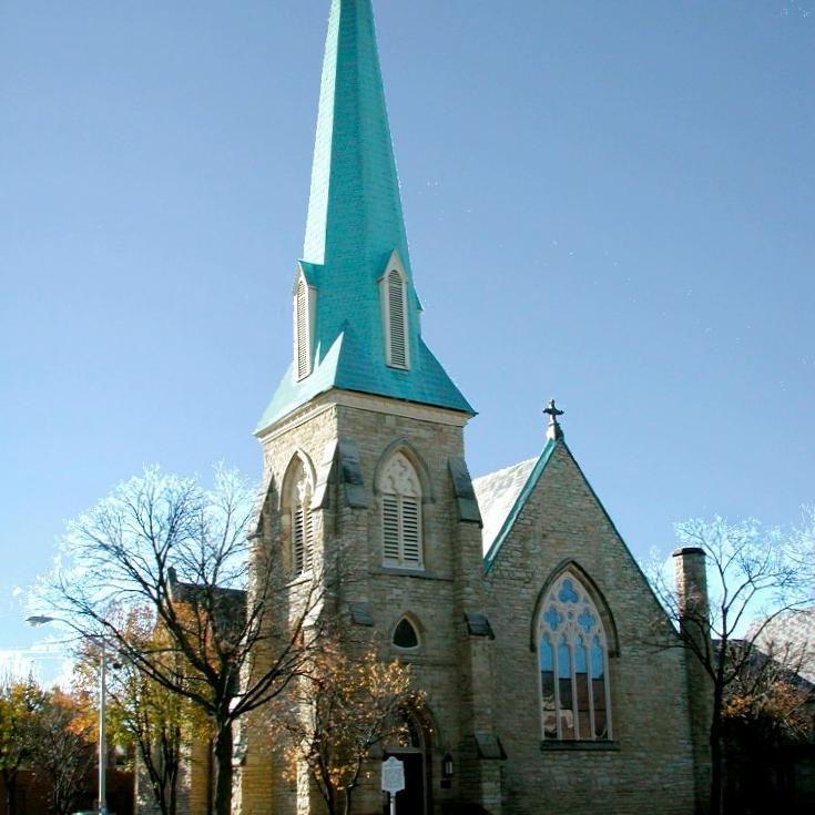 Trinity Episcopal Church stands in downtown Fort Wayne, Indiana. We welcome you.