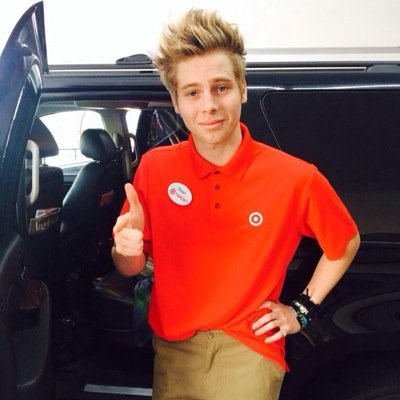 Vote me employee of the month and i'll send you nudes