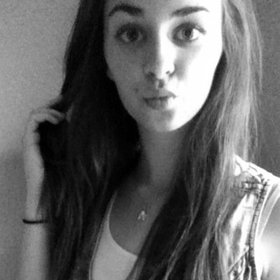 Un jour les femmes domineront le monde. Ah non, c'est déjà fait. ❤️ 
Love you xx ∞