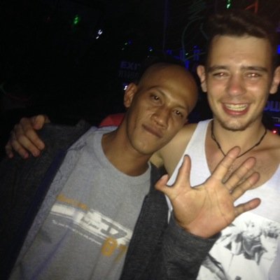 GruffWalton's profile picture. FRIED CHICKEN, RAP MUSIC
HHH