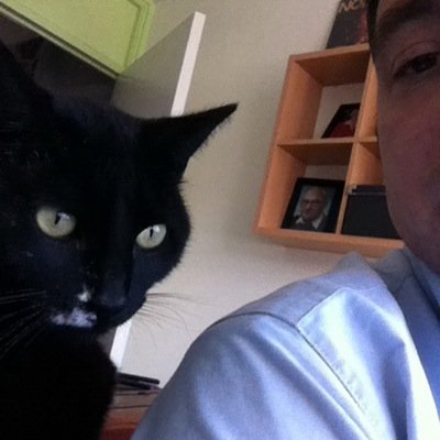 johoving's profile picture. 