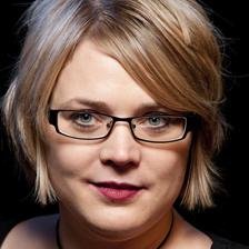 Nerdy tech girl, people photographer, photoshop lover
facebook:https://t.co/evVrgdMa8V