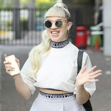 @leahmcfallmusic follows me! She sings weird, dresses like a grandpa and looks like a furby. BUY #WolfDen RELEASED NOW ON ITUNES!