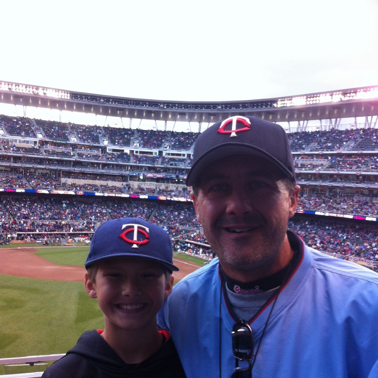 Spanierchuck's profile picture. Father, Teacher, and coach.