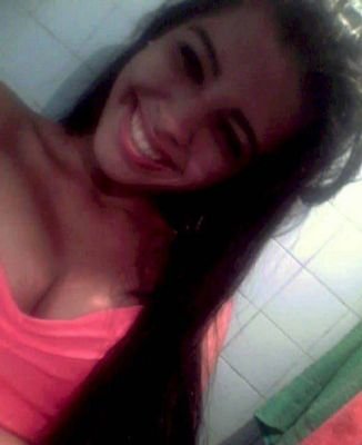 Muitos me seguem mais só Deus me acompanha !*