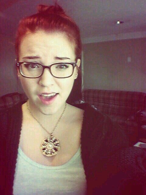 I basically only tweet about my roommate

#hamont