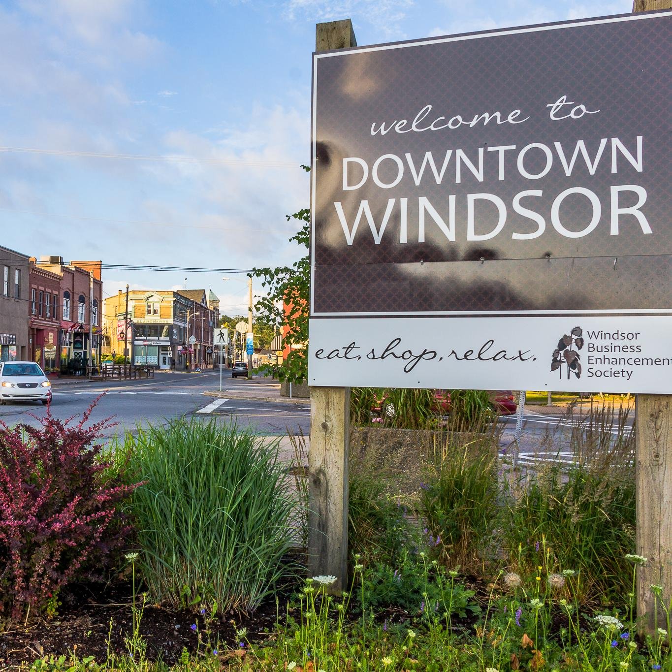 Exit 6 off Hwy 101, just 30 minutes from Halifax you'll find charming downtown Windsor. Discover the grace and elegance of our historic downtown.