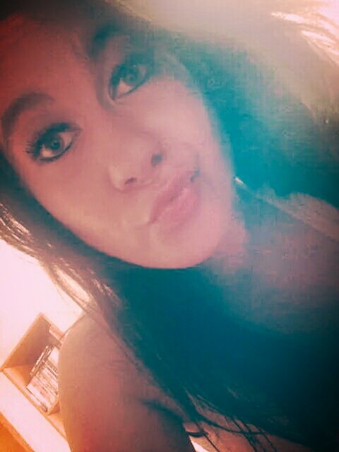 Hi !! :) I'm Belieber . I'm 17 .  I love you so much Justin Bieber and my family Beliebers  :))
