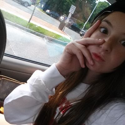 annamak6402's profile picture. 