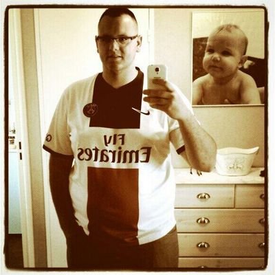 MiKL_B77's profile picture. Nous sommes les parisiens, Et nous chantons en coeur, Nous sommes les parisiens, Fideles a nos couleurs !! #TEAMPSG