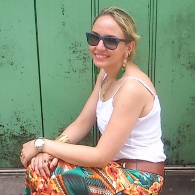 Adoro músicas, amigos, fotos, livros!