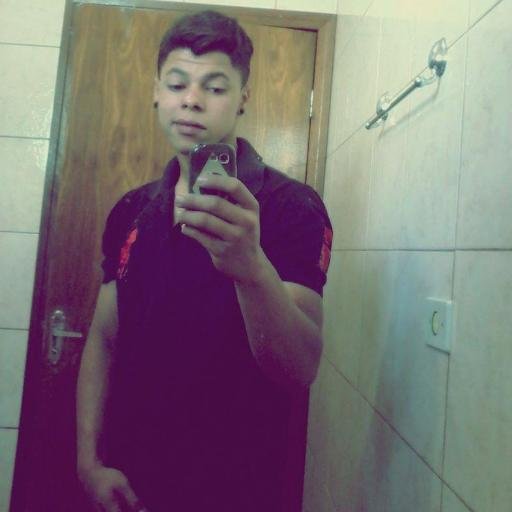 (foda-se a caracteristica )          http://t.co/g4esCRTGYL
(993223591)