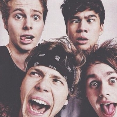 Im a calum girl | i love making friends,talking to and meeting new people | I follow back fan accounts |