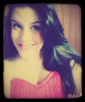 A vida me ensinou a sempre seguir sorrindo...♥
