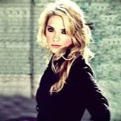 Say it enough you will start to belive it~Hanna |Rp|Single|UnClaimed| mains: @Liar_Ali_Blonde @NonStopLiar