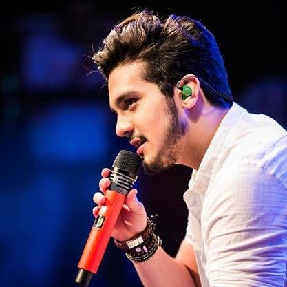 Amor descontrolado, fora do normal (8' criado dia 01/04/2010 oficializado dia 25/01/2011 , e por um único amor @luansantana s2 EU TE AMO!
