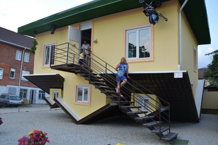 mudragel13's profile picture. 