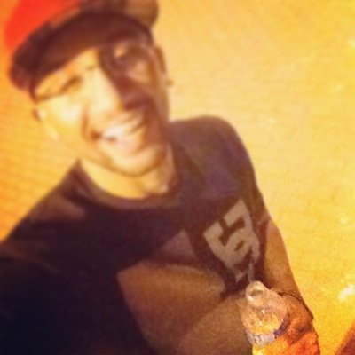 998258423 whats - 22 anos