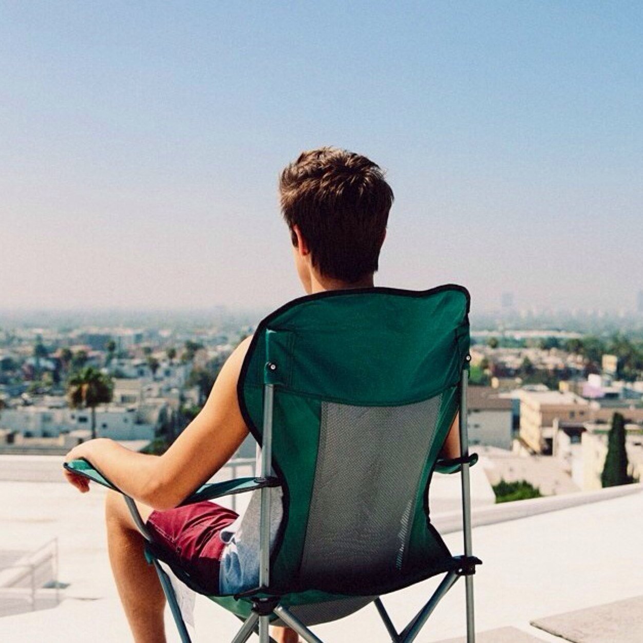 Someone in this world with a huge heart. I LOVE @camerondallas . Believe in your dreams and be yourself !!