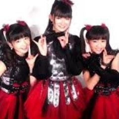 ミドリンです。突然ですが、大好きなBABYMETALを応援するアカウントにしました。最近情報、動画、CD情報などを紹介していきたいと思っています。BABYMETAL、ほんとにすごいですね。いったい何が起こっているのでしょう？彼女たち自身さえ、まだわかっていないのかもしれません。見守り、応援していきたいと思います。