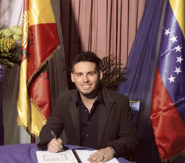 Informático titular- Contador Público en construcción. Porque mi norte es VENEZUELA