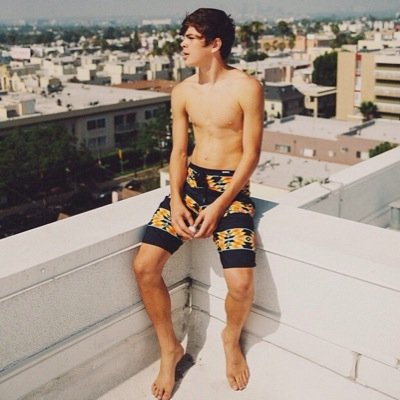 •1/12+dillon• hayes please follow me❤taylor dmed me