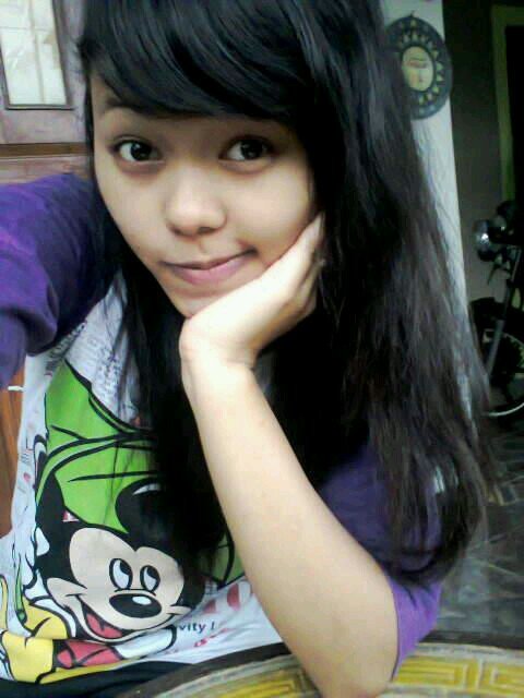 yhankhur's profile picture. 